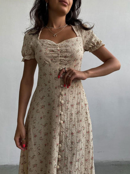 Beautifully Crafted Dress in a Classic Style