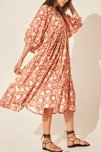 Classic Vintage Dress with a Flattering Fit