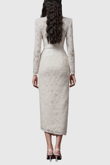 Sophisticated Dress with a Clean Classic Look