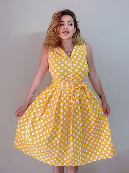 Sophisticated Dress with a Clean Classic Look