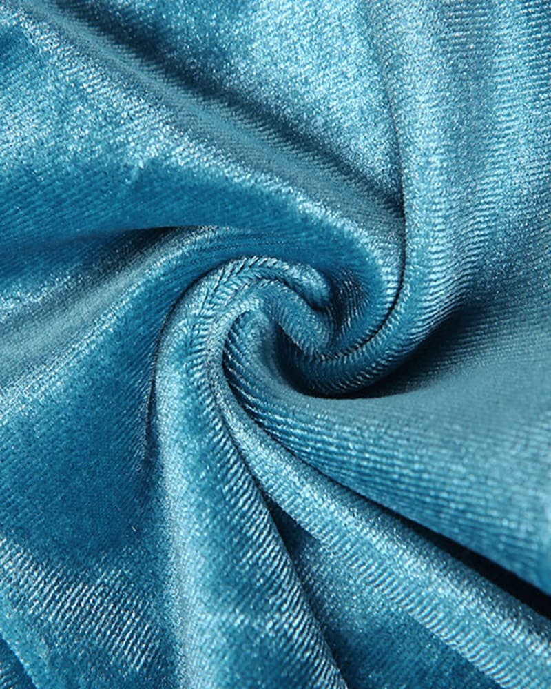 Beautifully Finished Garment in a Timeless Design
