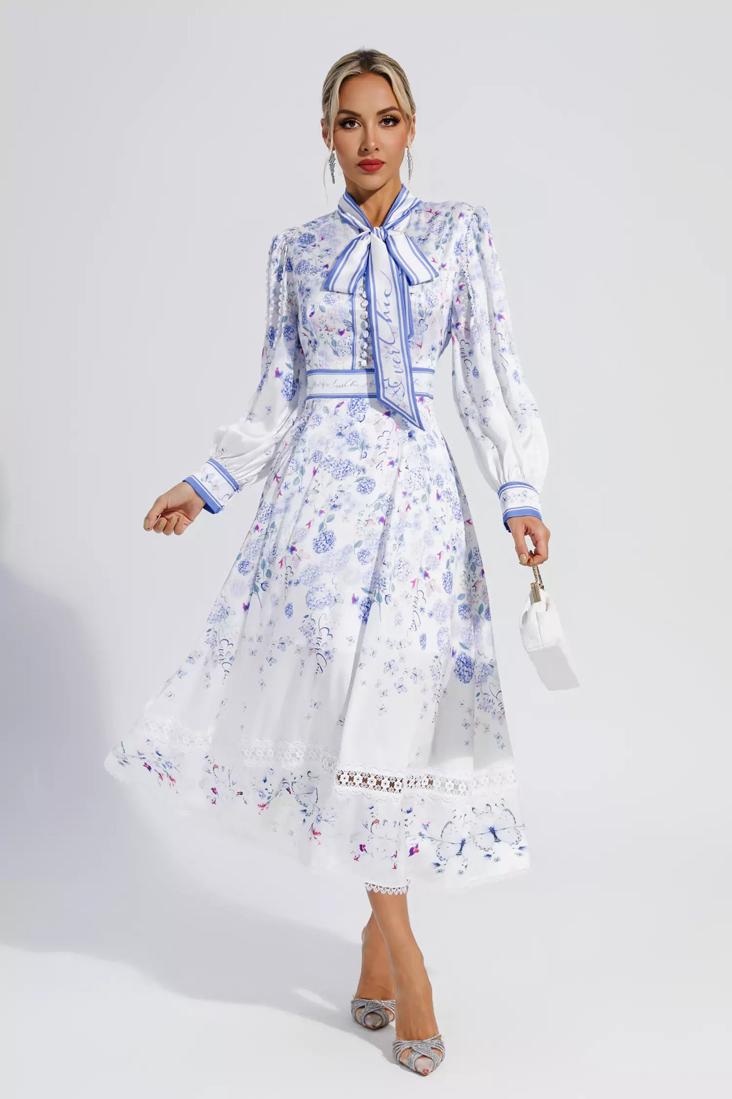 Sophisticated Dress with a Clean Classic Look