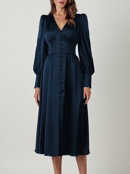 Polished Dress with an Effortless Classic Look