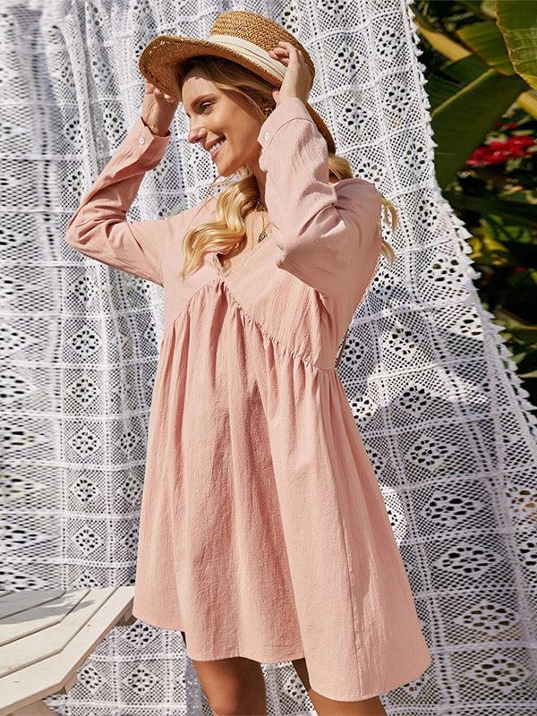 Classic Vintage Dress with a Flattering Fit