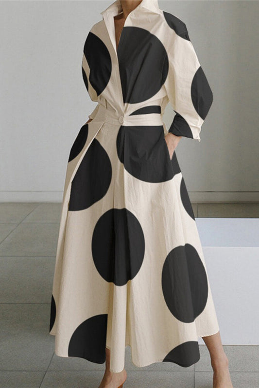 Well Tailored Dress with a Graceful Silhouette