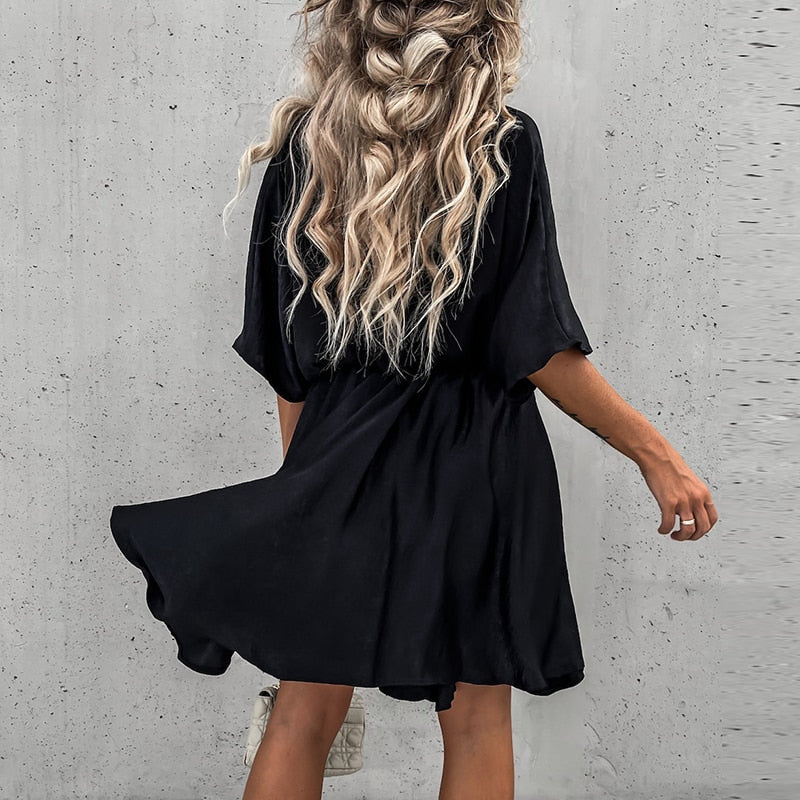 Classic Vintage & Enduringly Stylish Dress