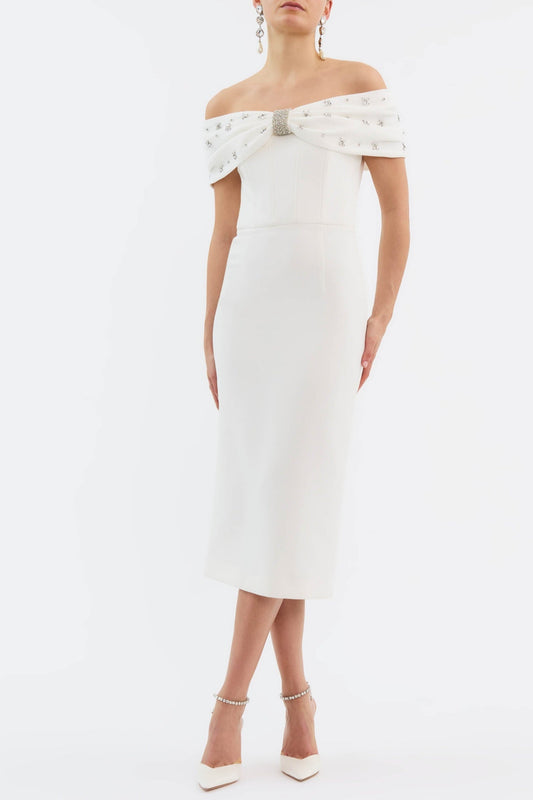 Polished Dress with an Effortless Classic Look