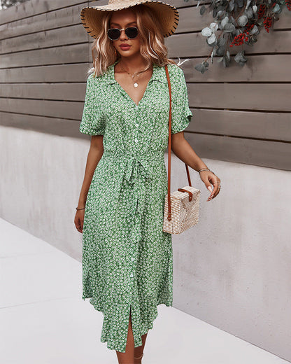 Well Tailored Dress with a Graceful Silhouette