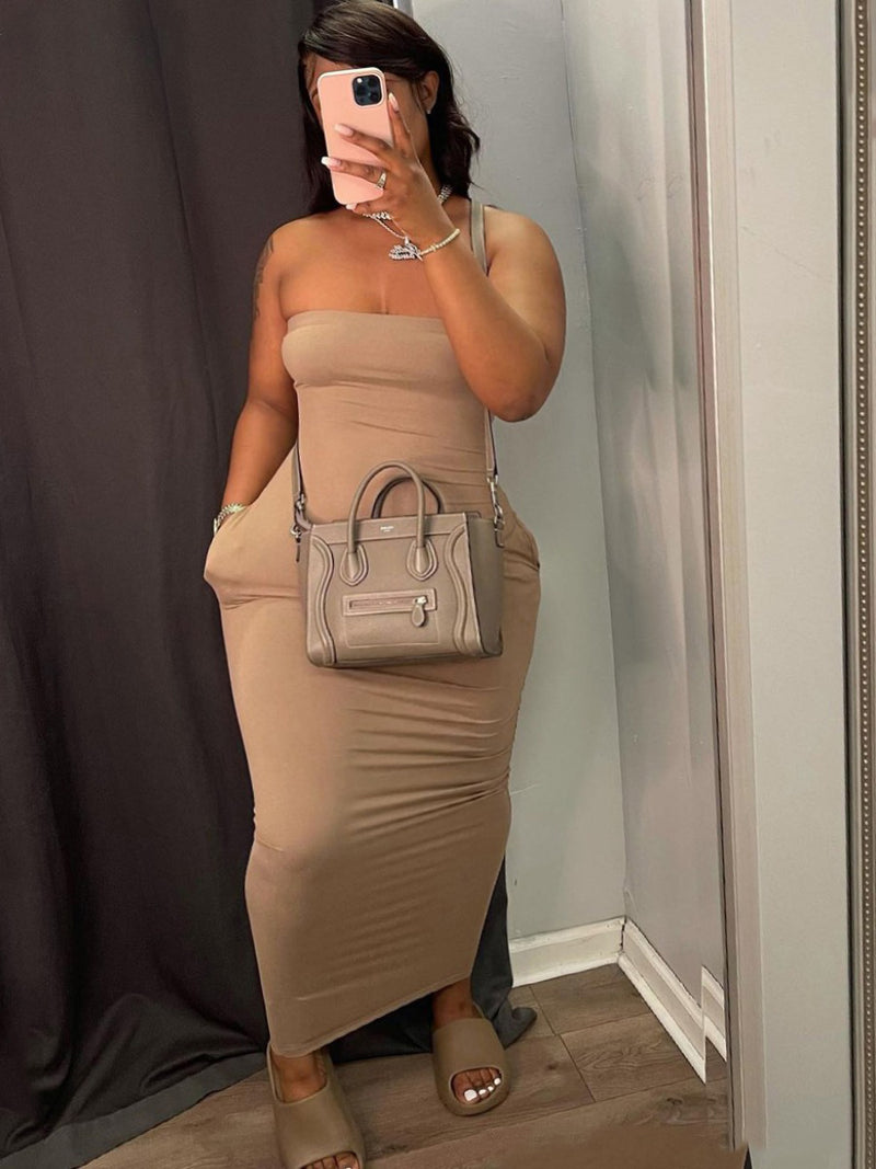 Well Tailored Dress with a Graceful Silhouette