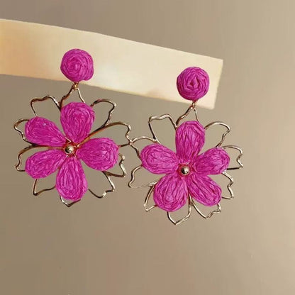 Beautiful Silver Earring with Unique Style