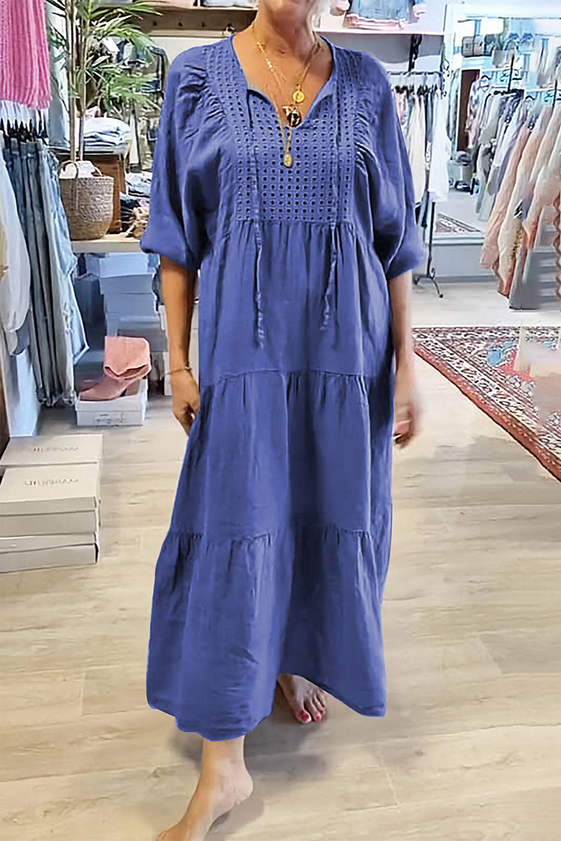Classic Vintage Dress with a Flattering Fit