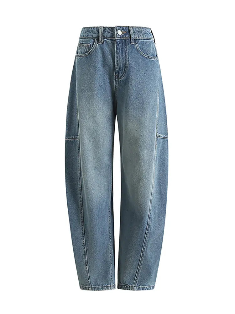 Effortlessly Elegant Pants with a Timeless Design