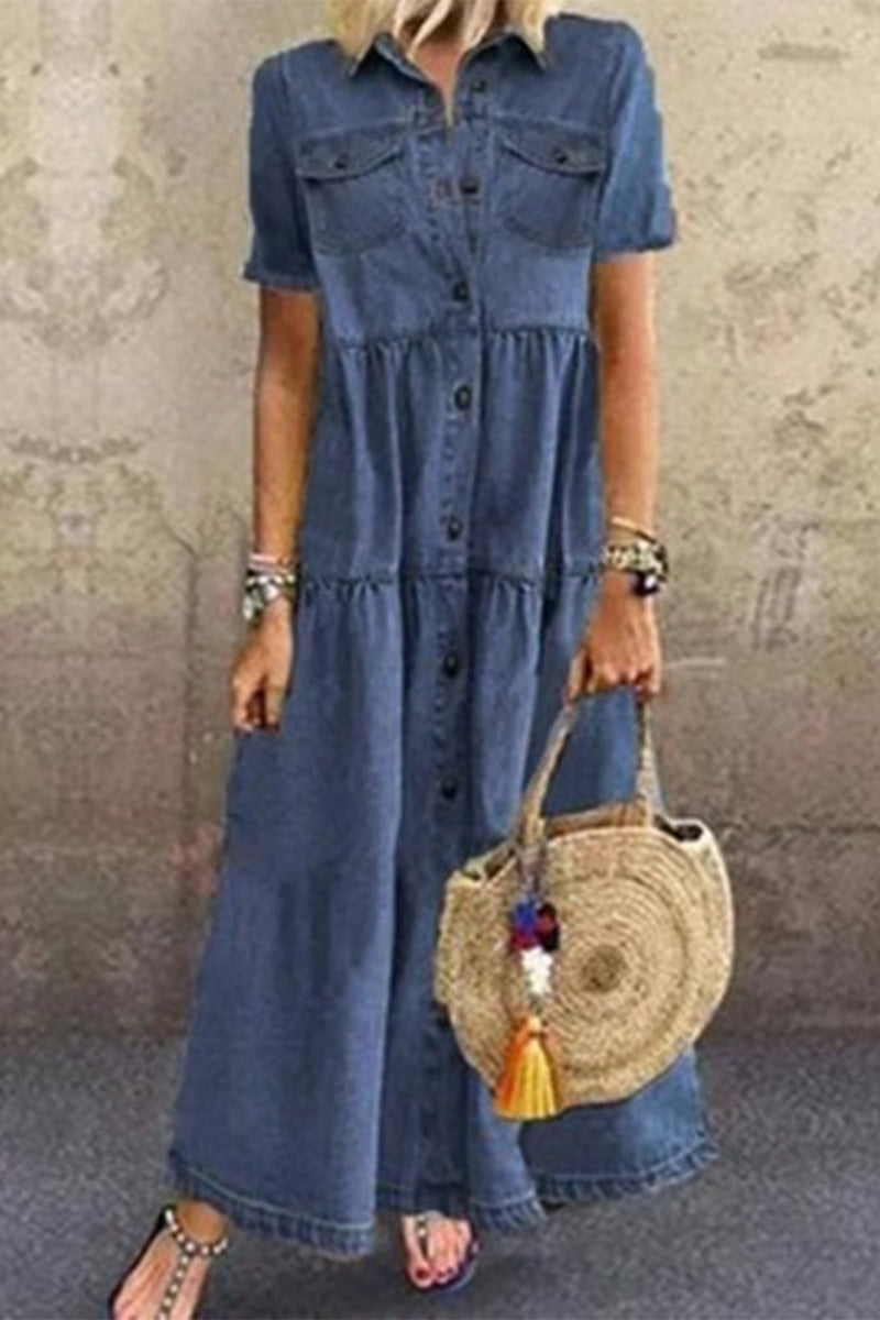 Beautifully Finished Dress in a Timeless Design