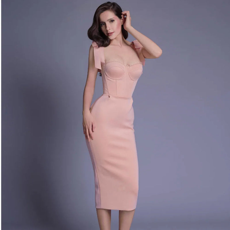 Polished Dress with an Effortless Classic Look