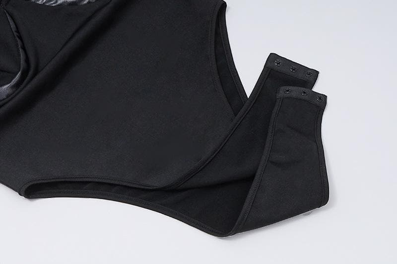 Effortlessly Elegant Garment with a Timeless Design