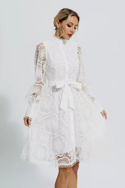 Beautifully Finished Dress in a Timeless Design