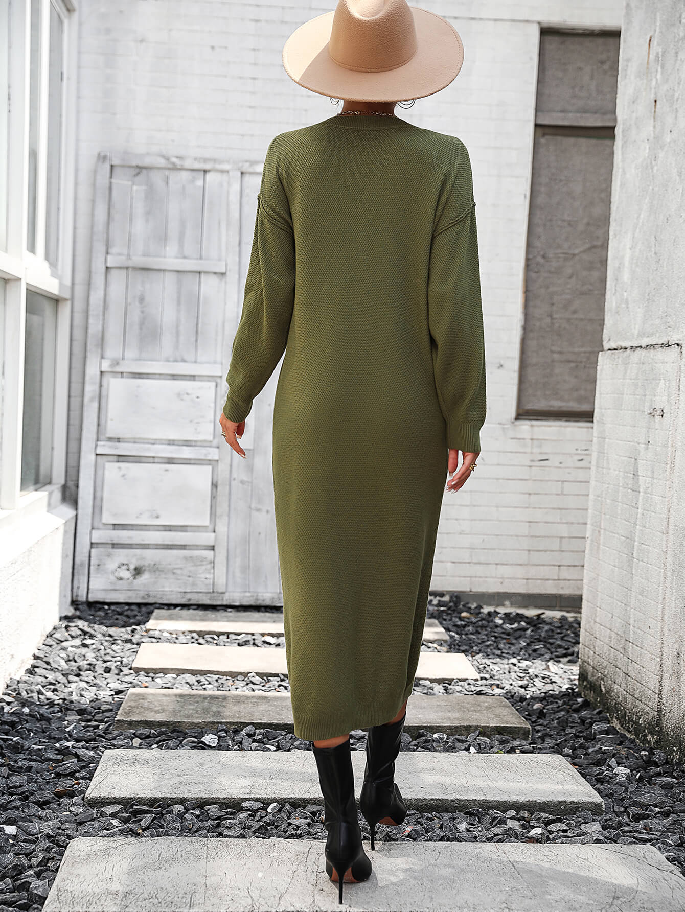 Beautifully Crafted Sweater in a Classic Style