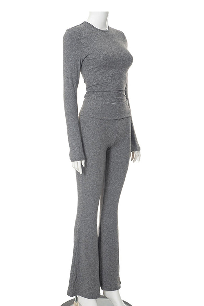Effortlessly Elegant Pants with a Timeless Design