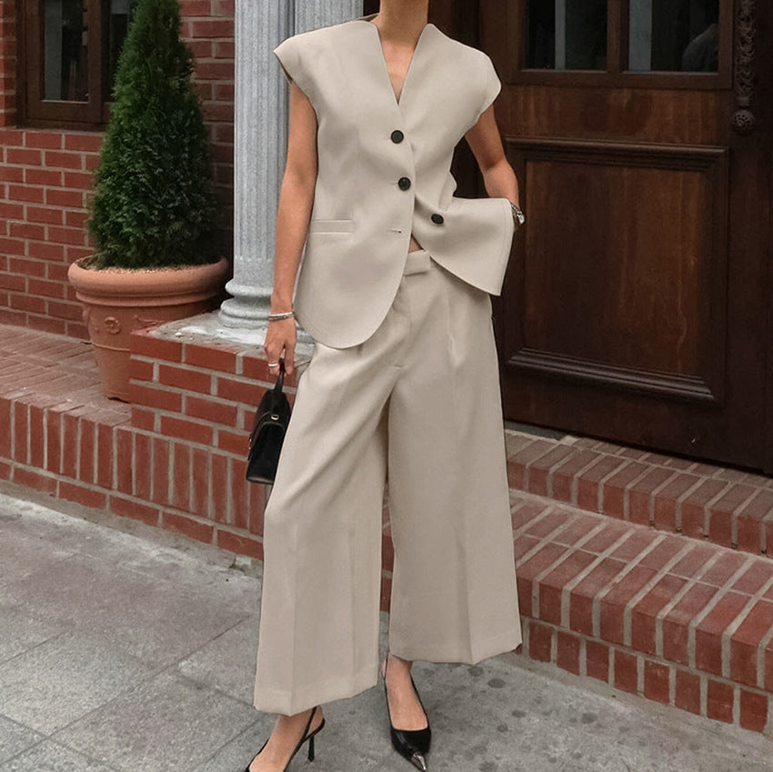 Beautifully Crafted Pants in a Classic Style