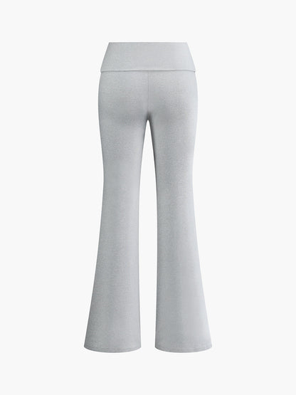 Effortlessly Elegant Pants with a Timeless Design