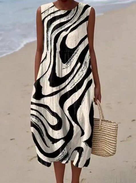 Classic Vintage Dress with a Flattering Fit