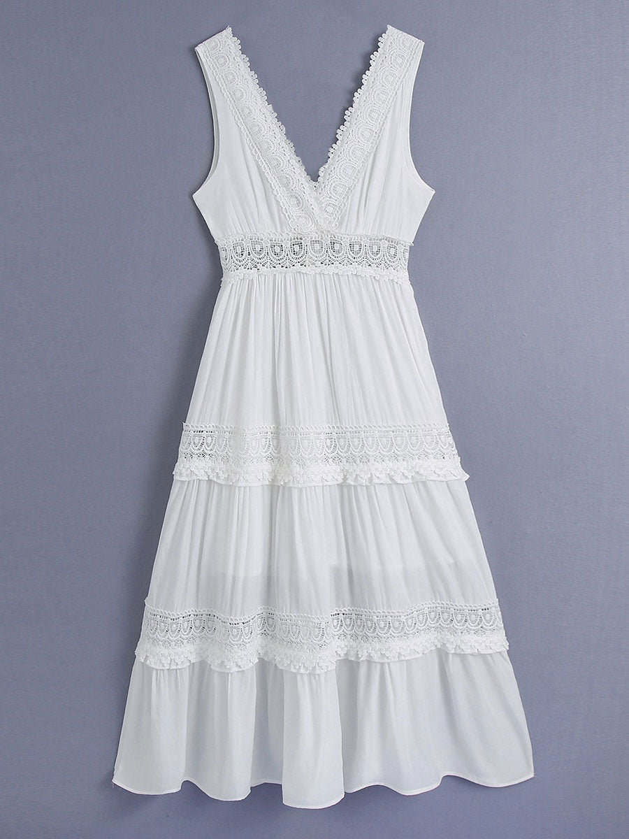 A Vintage Style Dress with Delicate Timeless Details