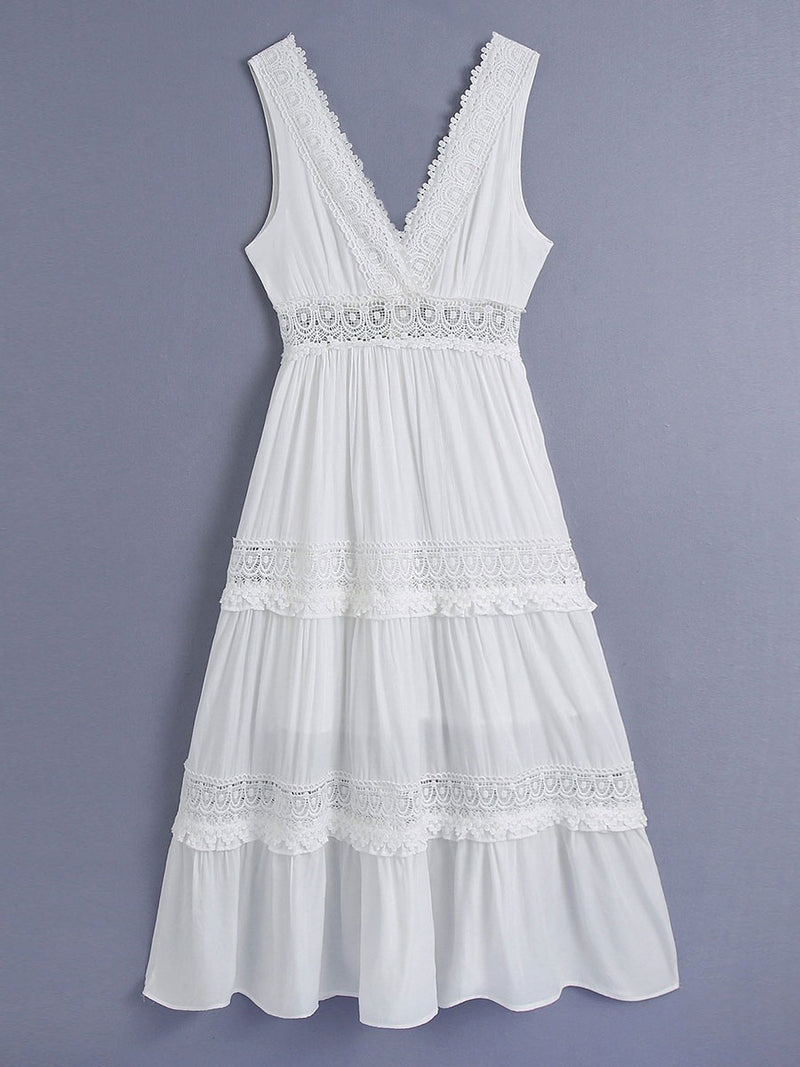 A Vintage Style Dress with Delicate Timeless Details