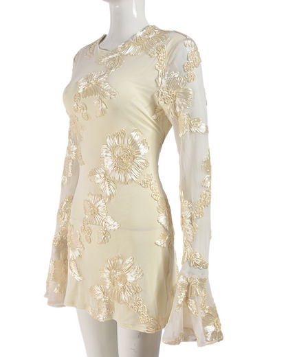 Sophisticated Dress with a Clean Classic Look