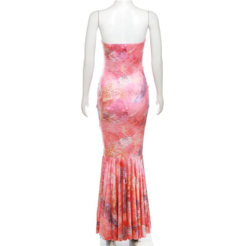 Classic Vintage & Enduringly Stylish Dress