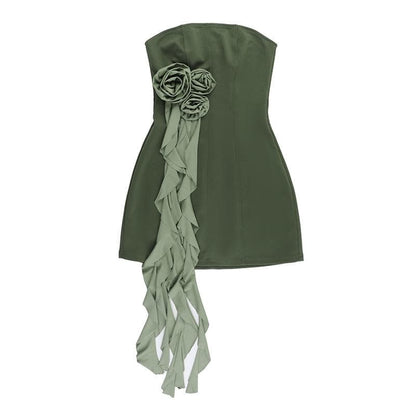 Effortlessly Elegant Dress with a Timeless Design