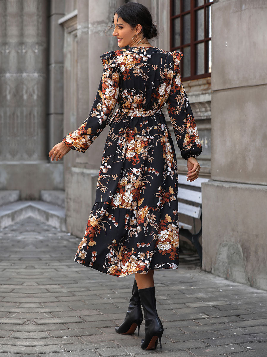 Gracefully Styled Dress for Any Occasion