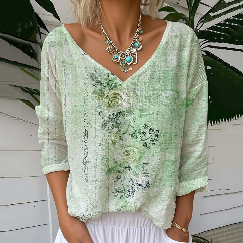 Well Tailored T-Shirt with a Graceful Silhouette