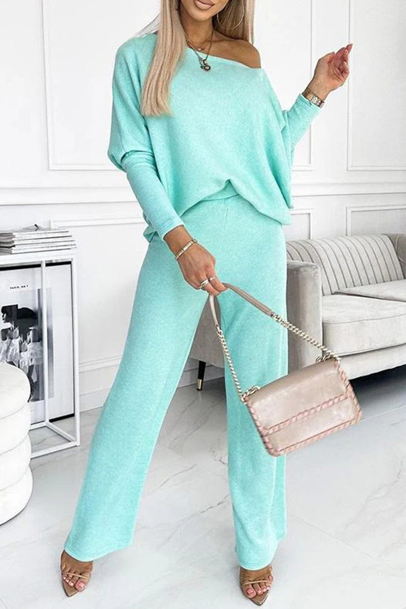 Elegantly Styled Pullover for Everyday Wear