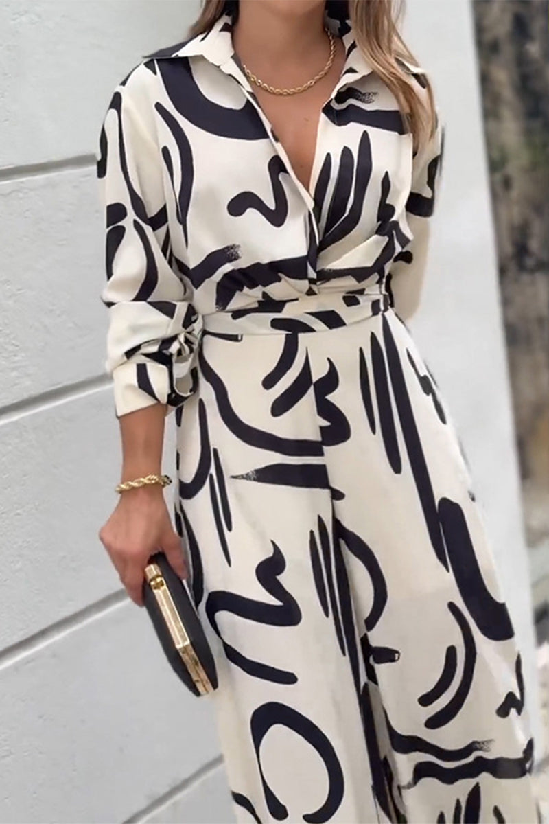 Effortlessly Elegant Garment with a Timeless Design