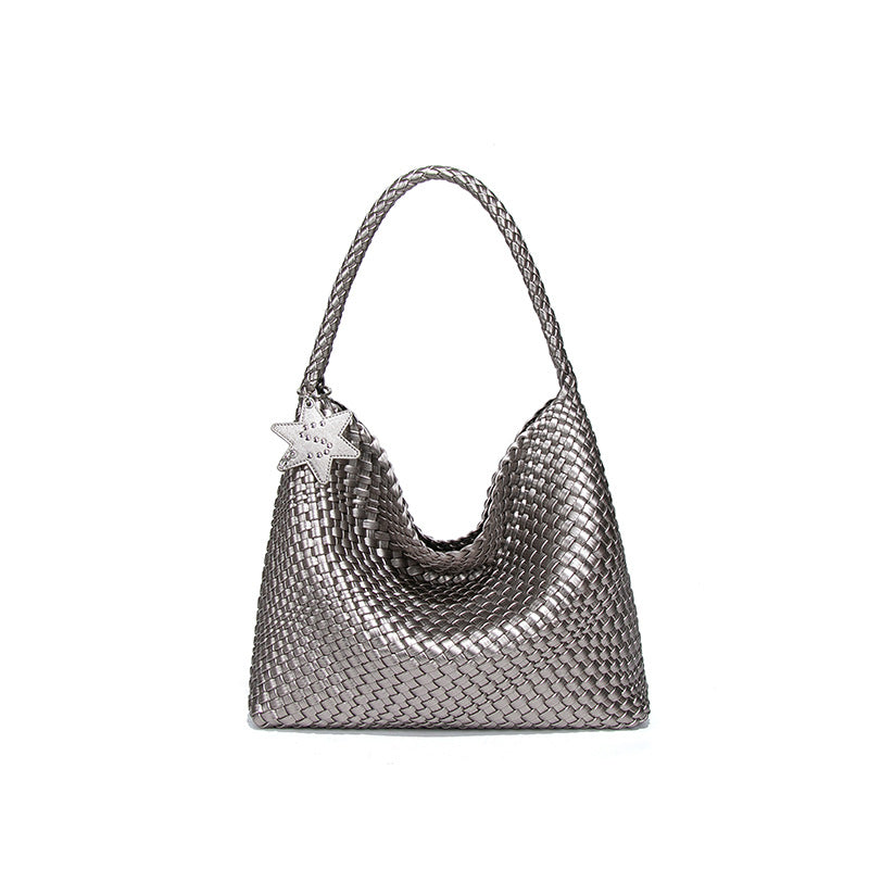 Effortlessly Elegant Bag with a Timeless Design