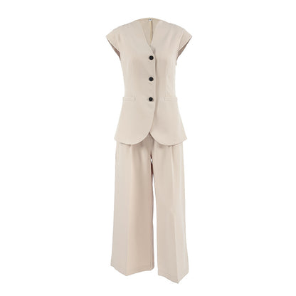 Beautifully Crafted Pants in a Classic Style