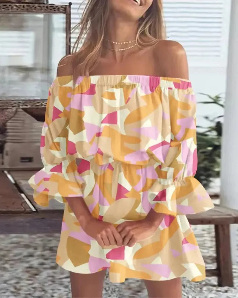 Classic Vintage Dress with a Flattering Fit