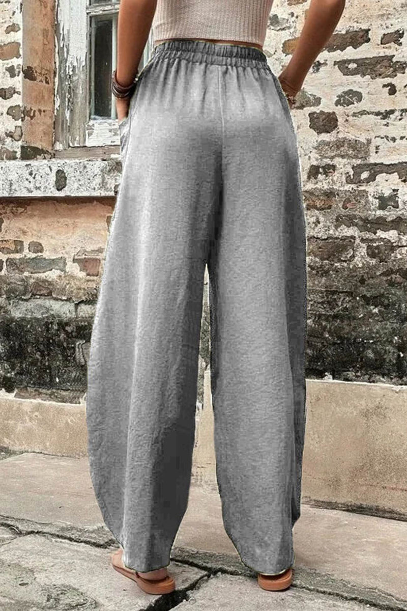Sophisticated Pants with a Clean Classic Look