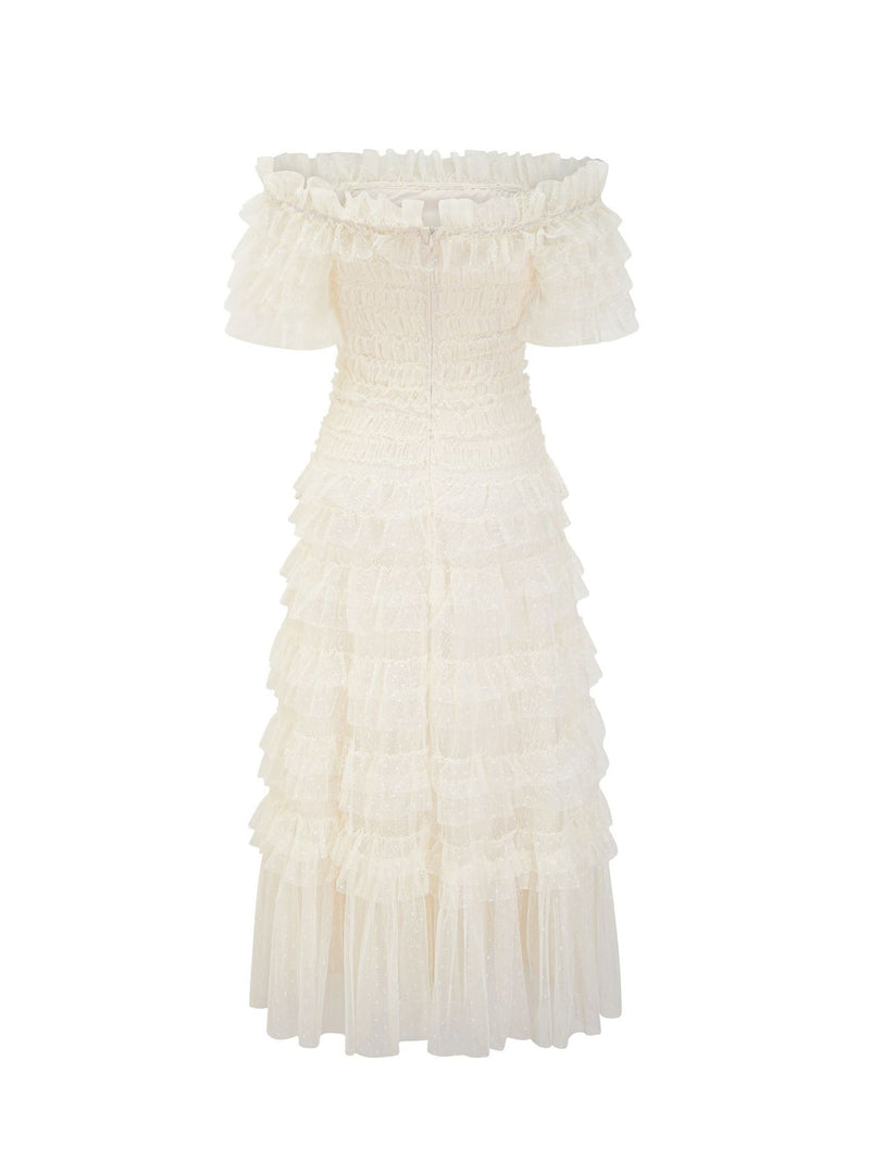 Beautifully Crafted Dress in a Classic Style