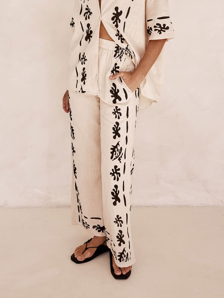 Gracefully Styled Pants for Any Occasion