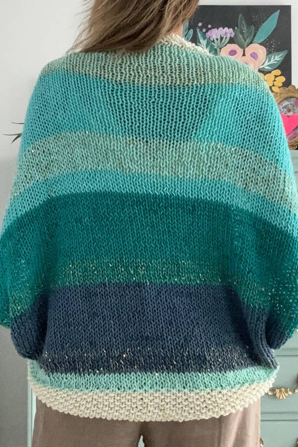 Effortlessly Elegant Cardigan with a Timeless Design
