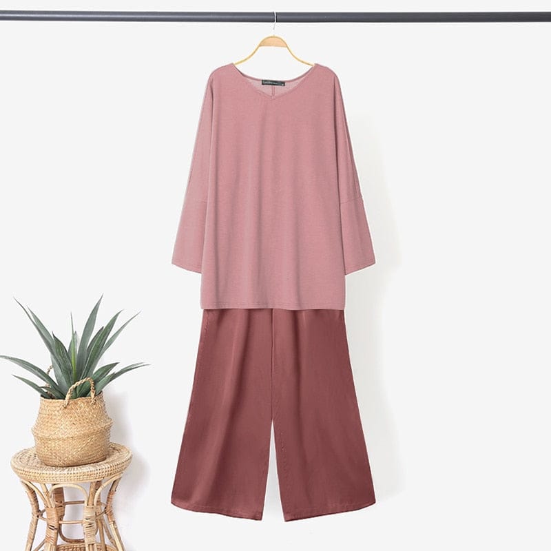 Classic Vintage Pants with a Flattering Fit