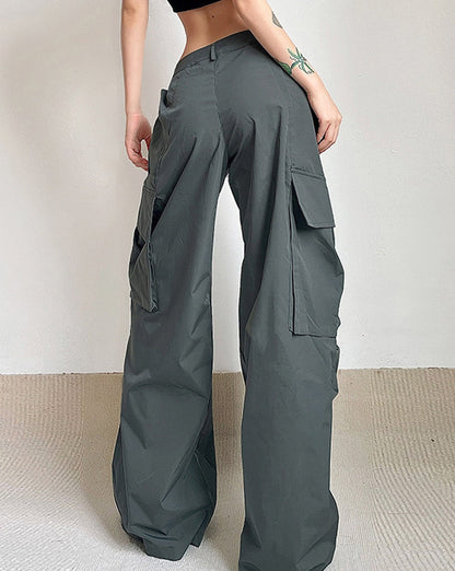 Elegantly Styled Pants for Everyday Wear