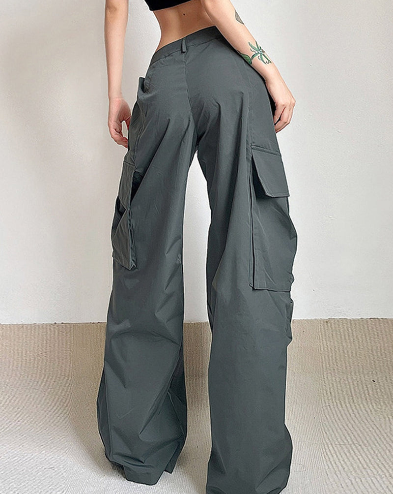 Elegantly Styled Pants for Everyday Wear