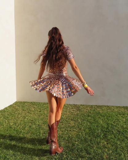 Beautifully Finished Dress in a Timeless Design