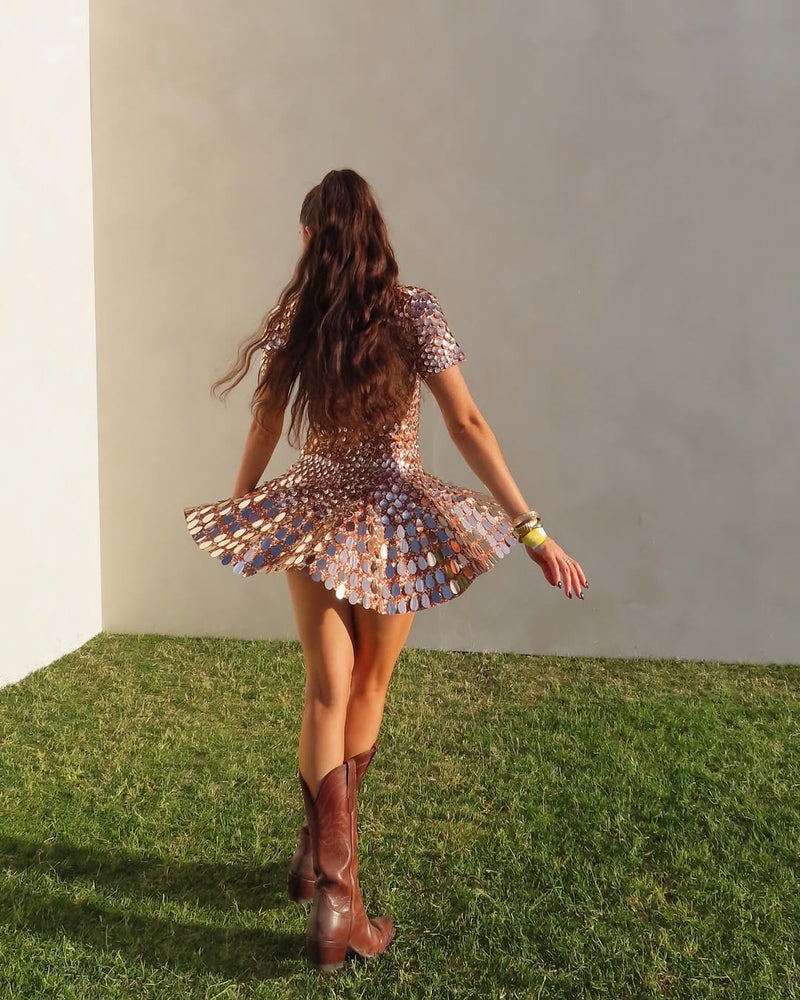 Beautifully Finished Dress in a Timeless Design