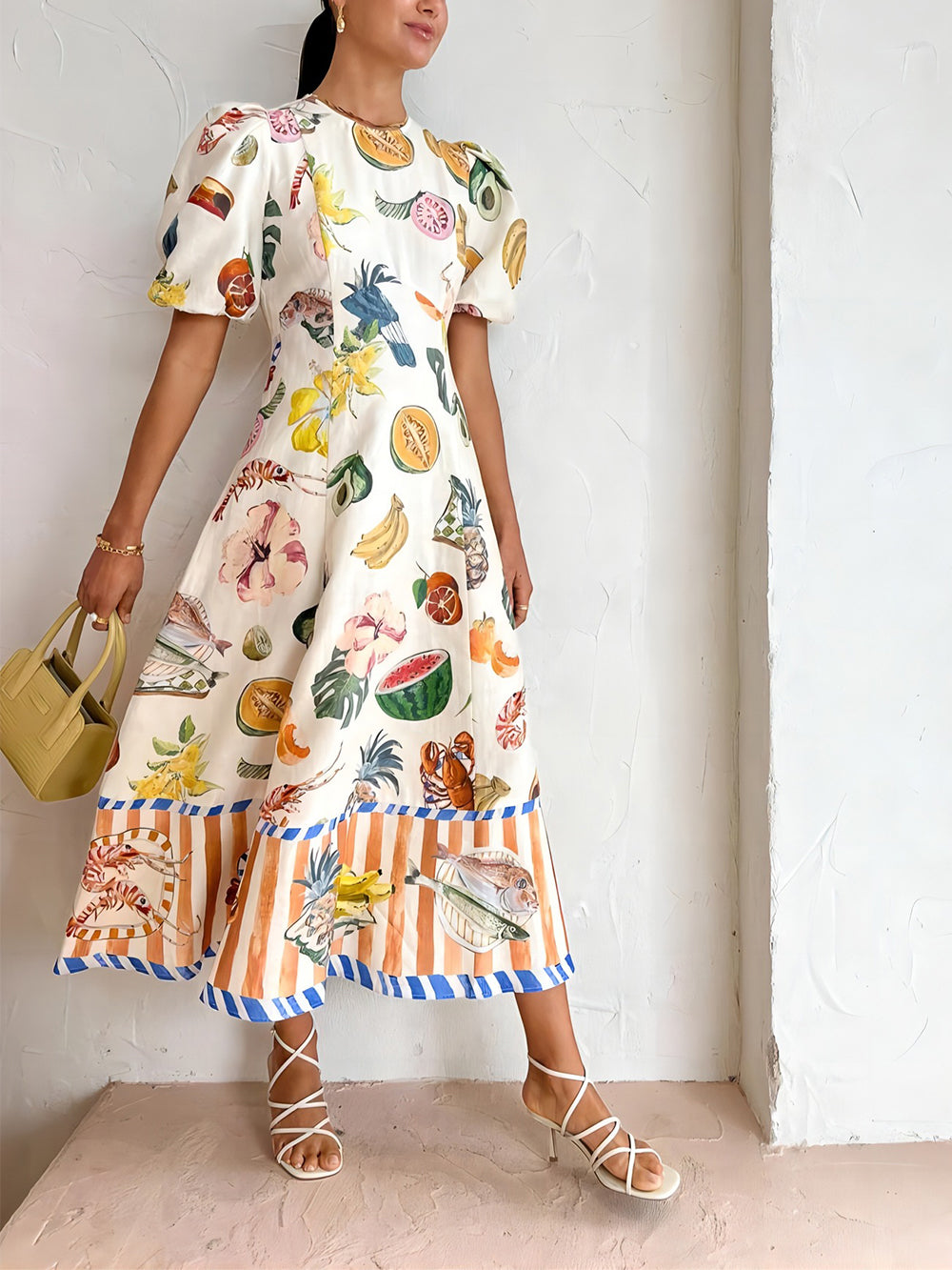 Effortlessly Elegant Dress with a Timeless Design