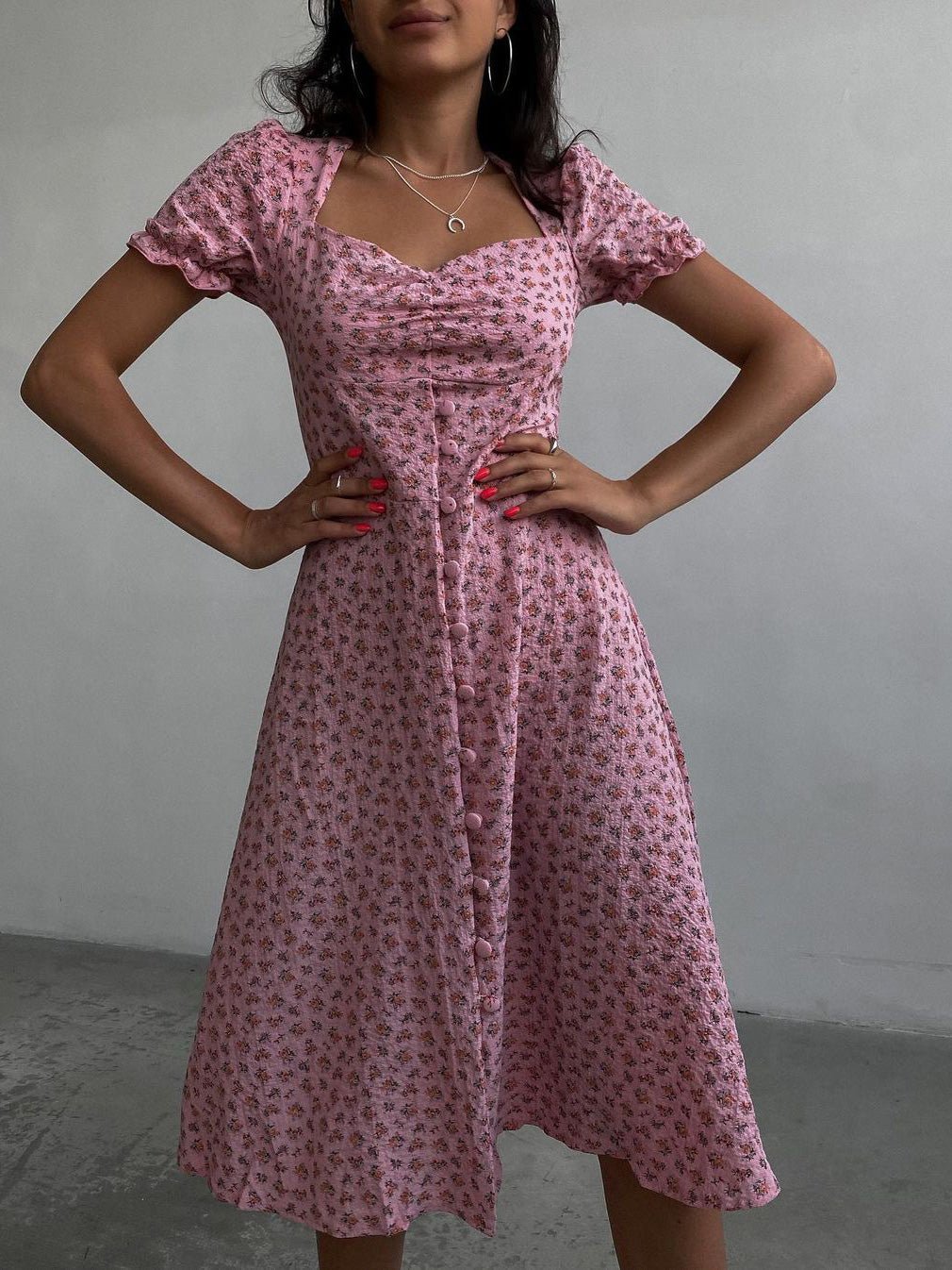 Beautifully Crafted Dress in a Classic Style