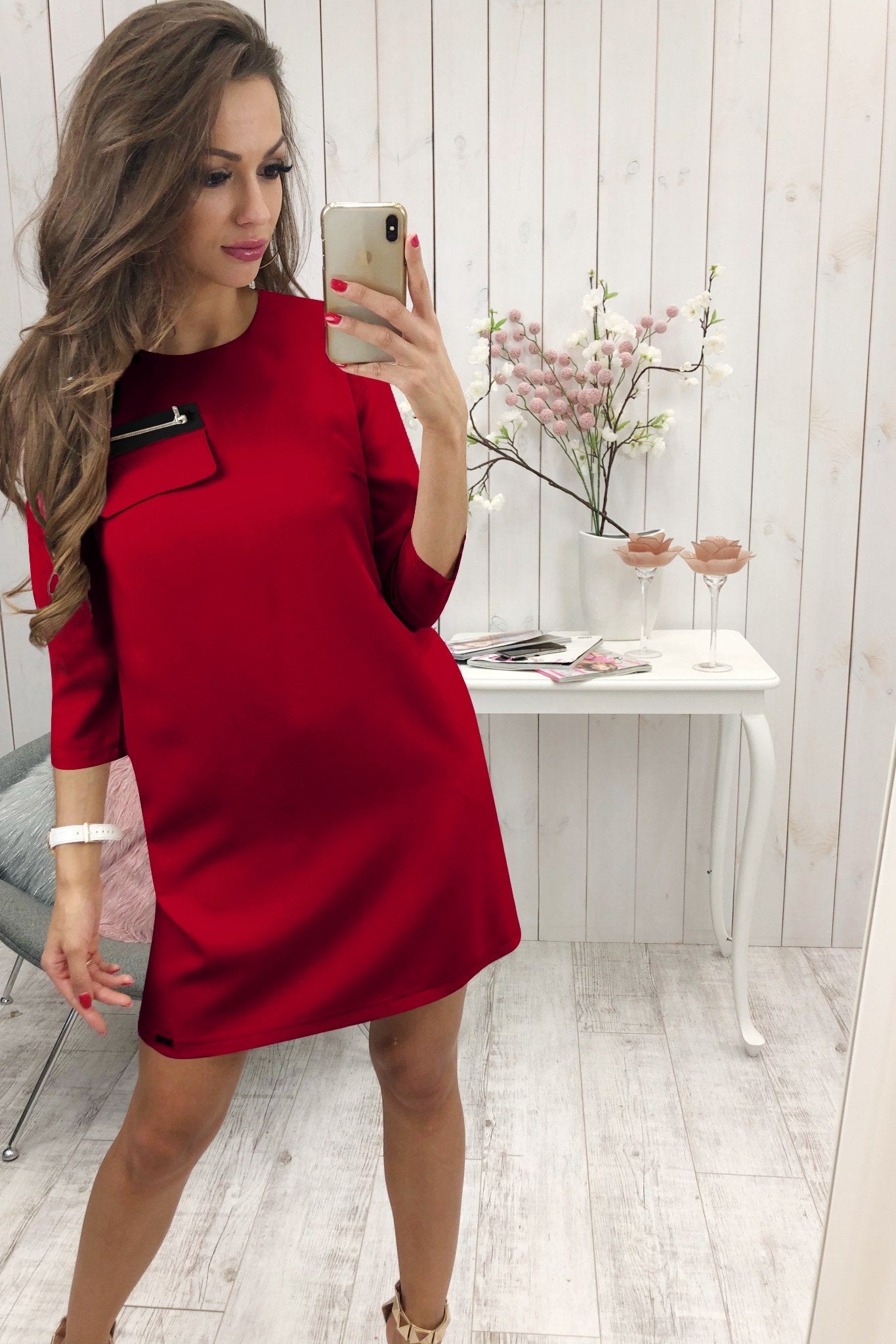 Gracefully Styled Dress for Any Occasion