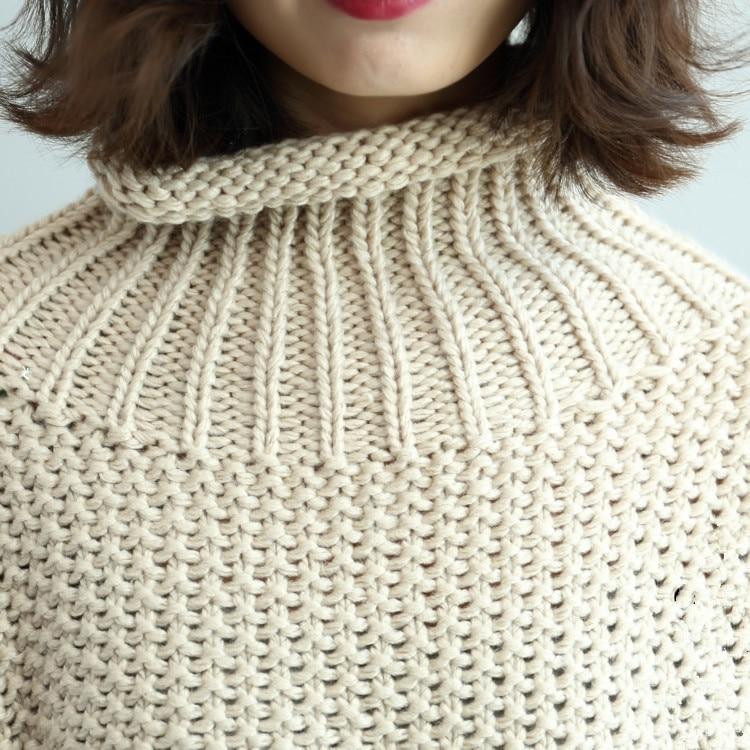 Effortlessly Elegant Sweater with a Timeless Design